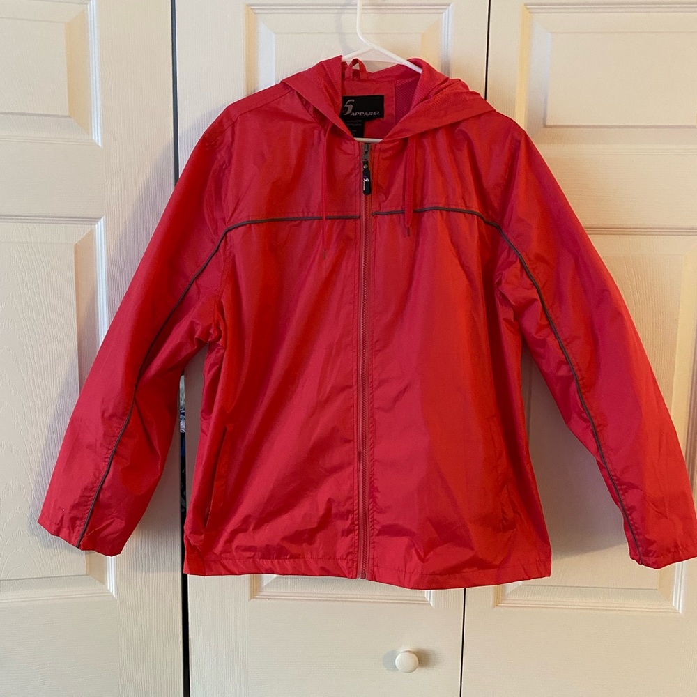 Coral Lightweight Rain Coat, Size 2XL, good condition, smoke free home